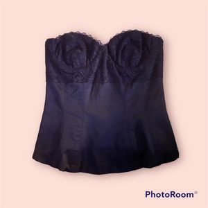 NWT Bebe corset bustier top Satin and Lace. Size 4
